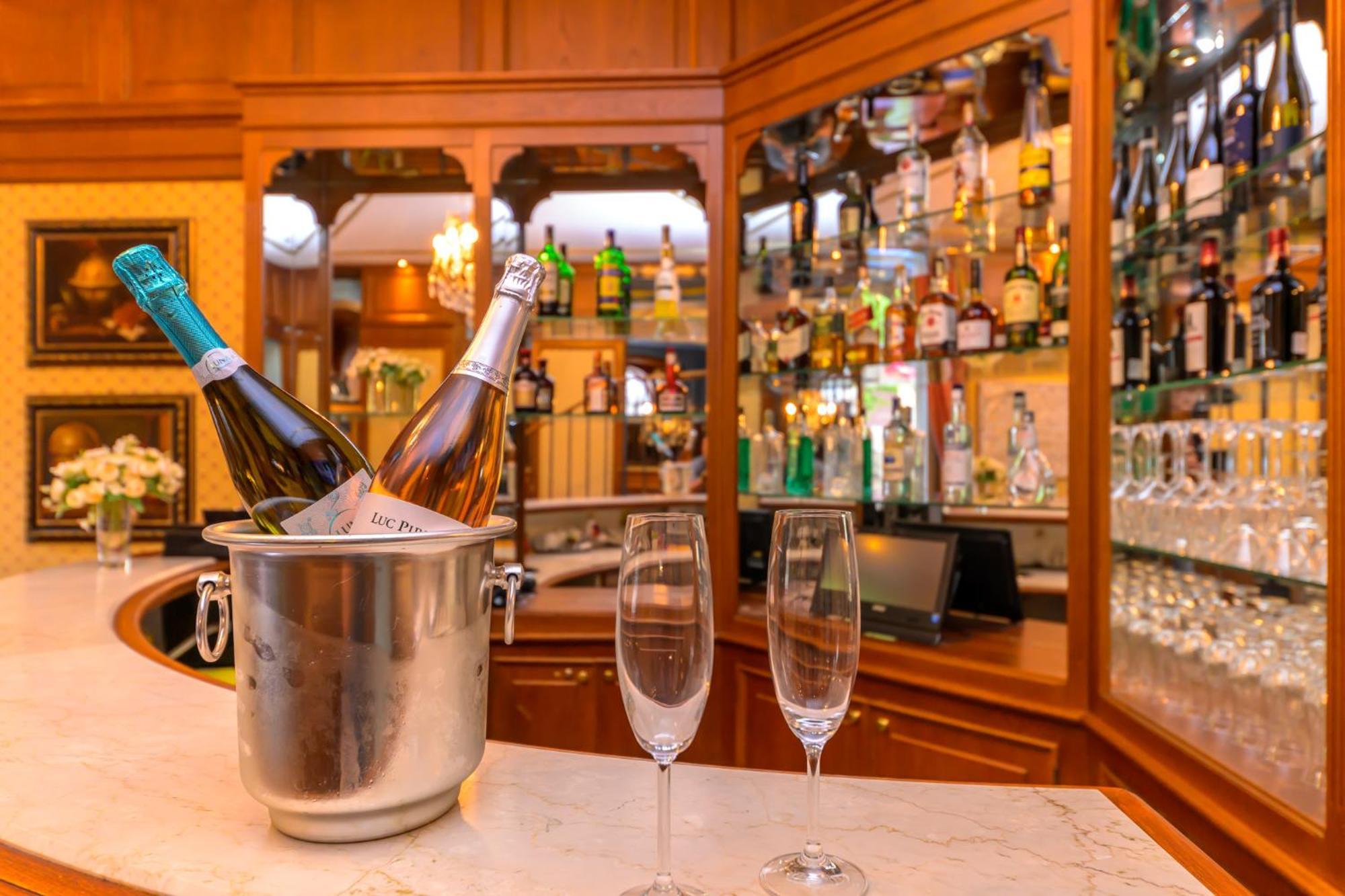 Hotel Kinsky Fountain Prague Ngoại thất bức ảnh