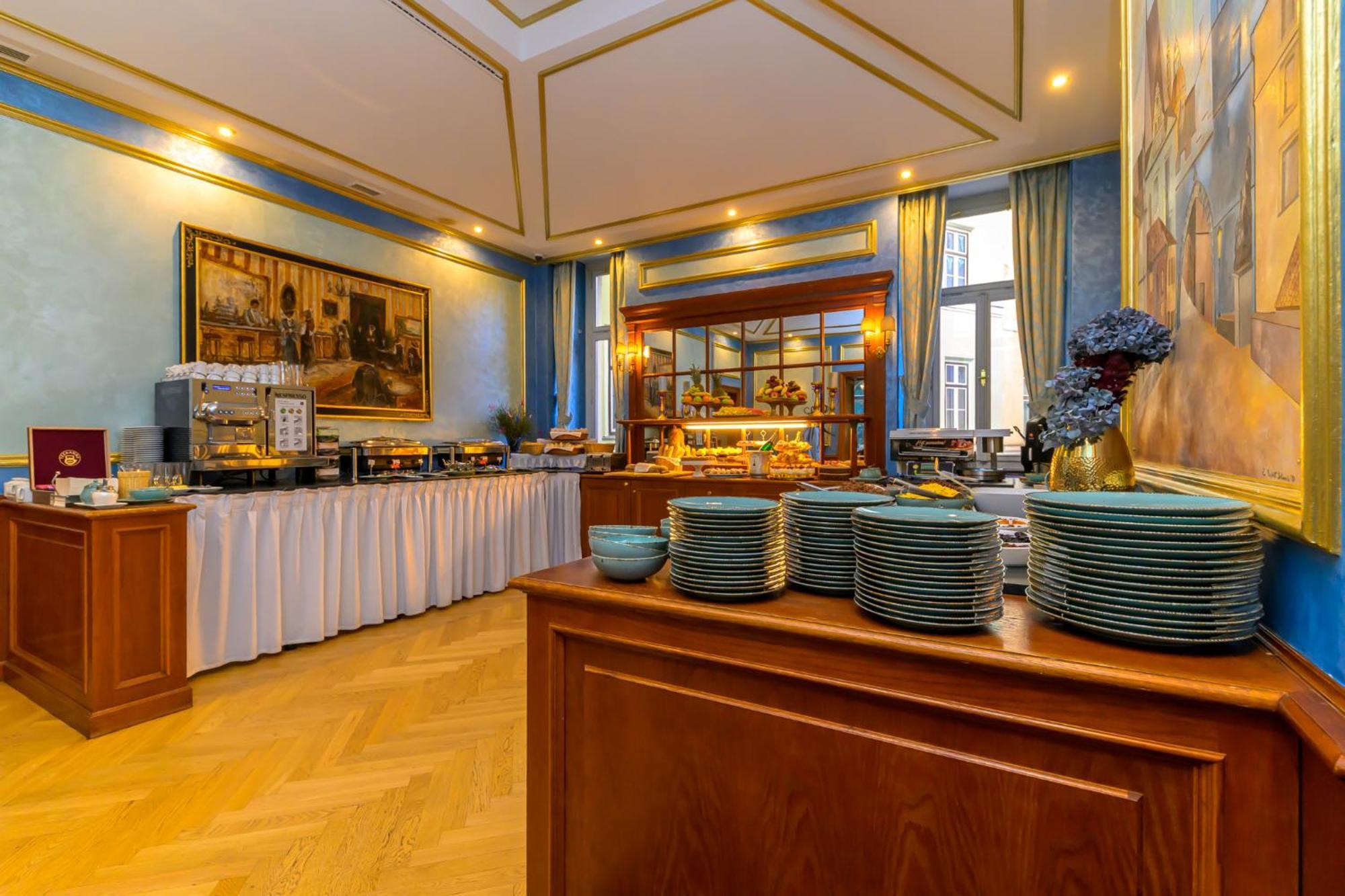 Hotel Kinsky Fountain Prague Ngoại thất bức ảnh
