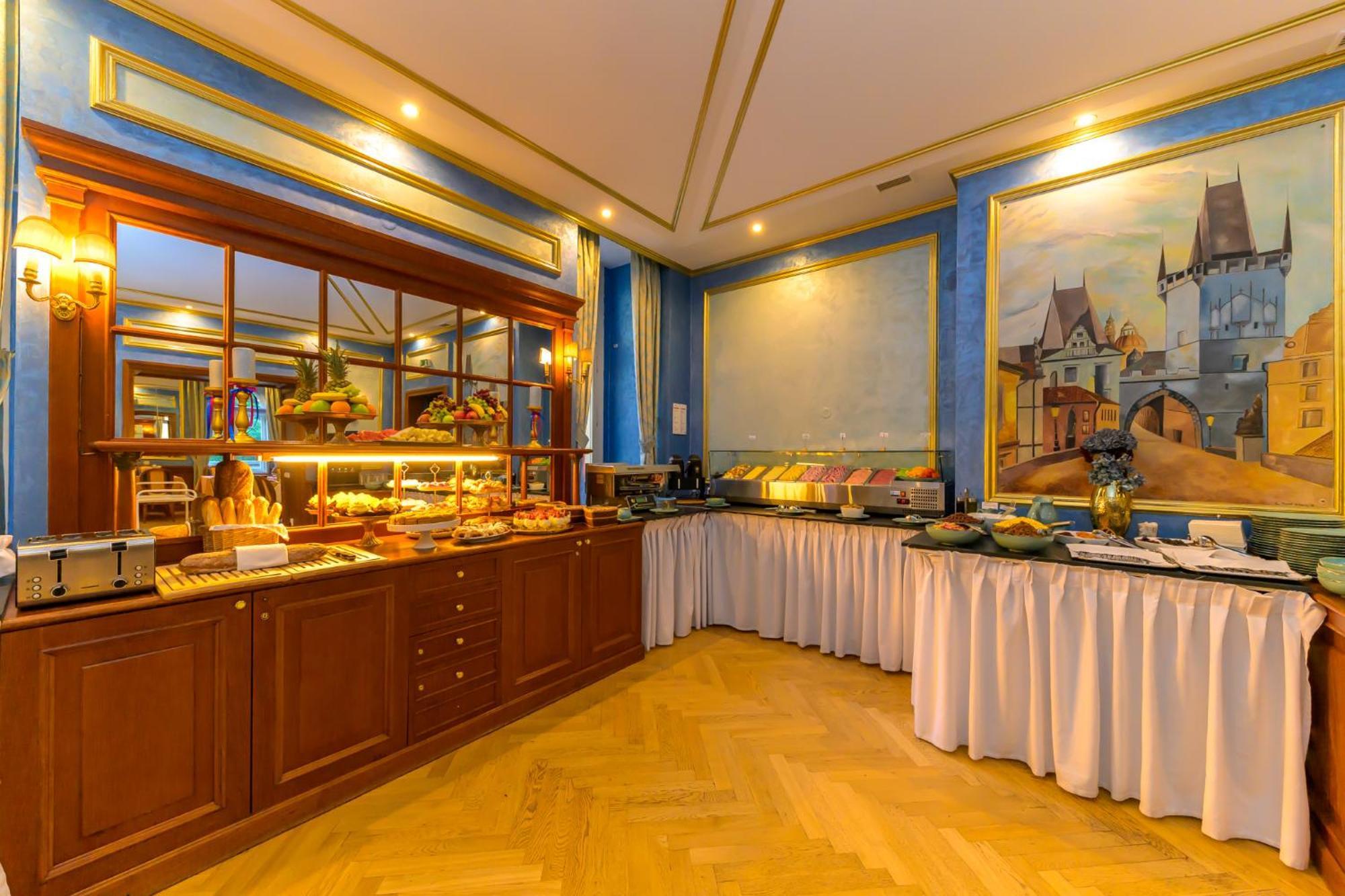 Hotel Kinsky Fountain Prague Ngoại thất bức ảnh