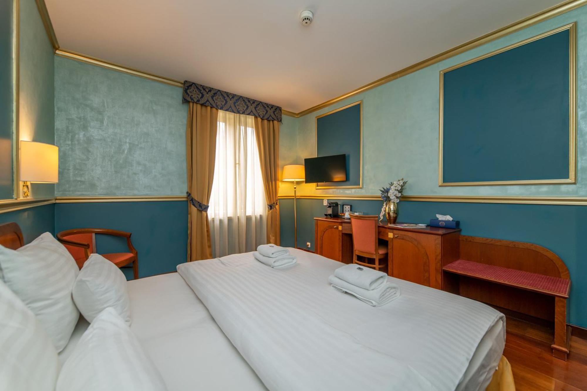 Hotel Kinsky Fountain Prague Ngoại thất bức ảnh
