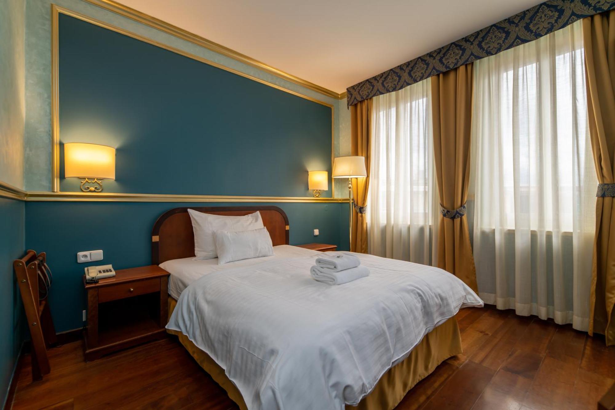 Hotel Kinsky Fountain Prague Ngoại thất bức ảnh