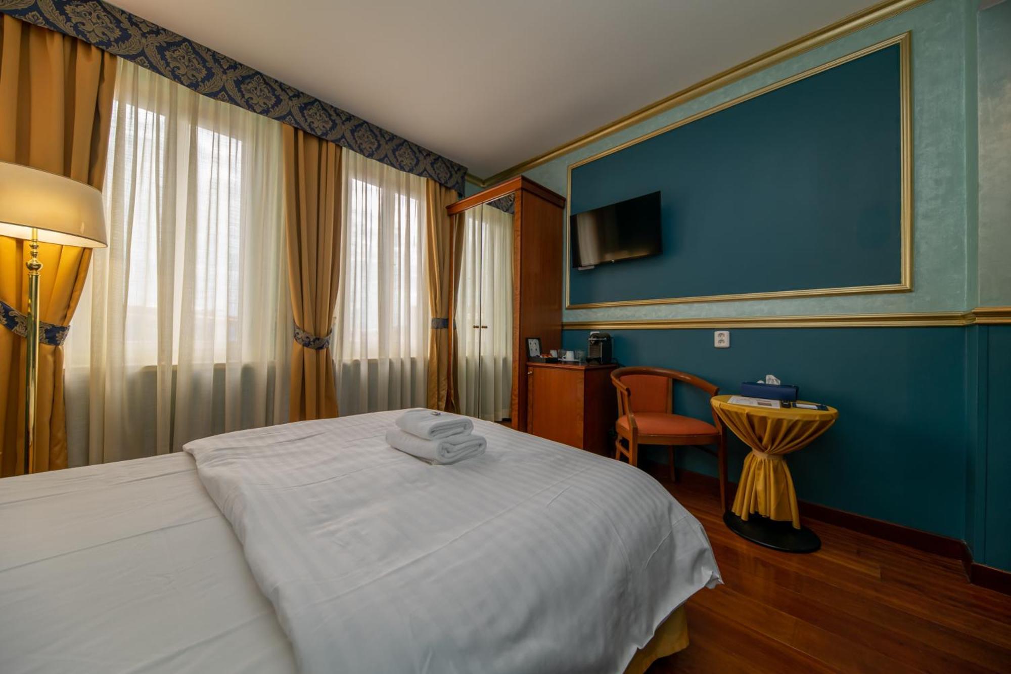 Hotel Kinsky Fountain Prague Ngoại thất bức ảnh