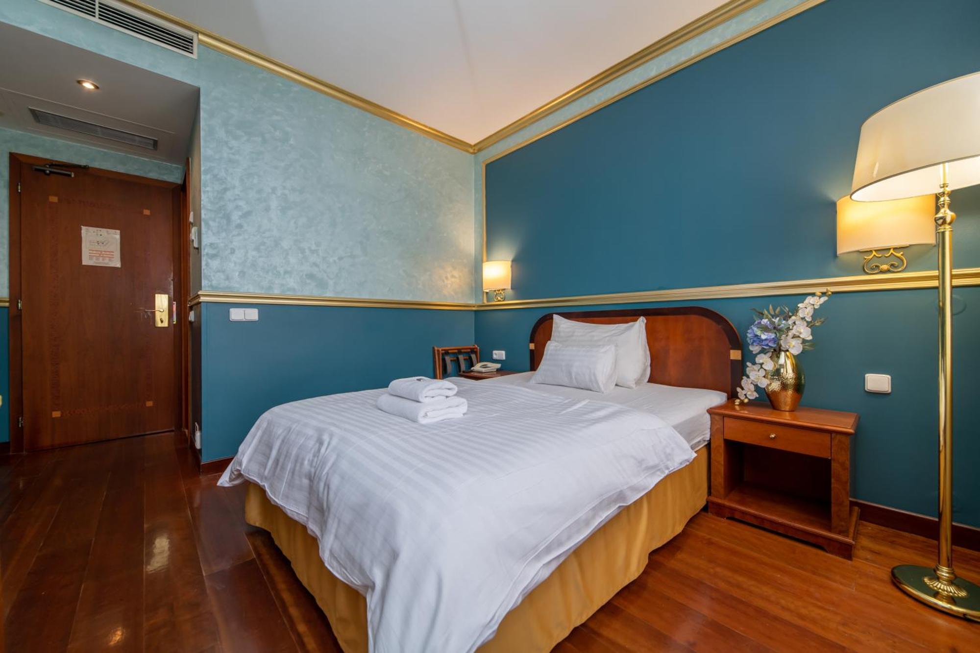 Hotel Kinsky Fountain Prague Ngoại thất bức ảnh